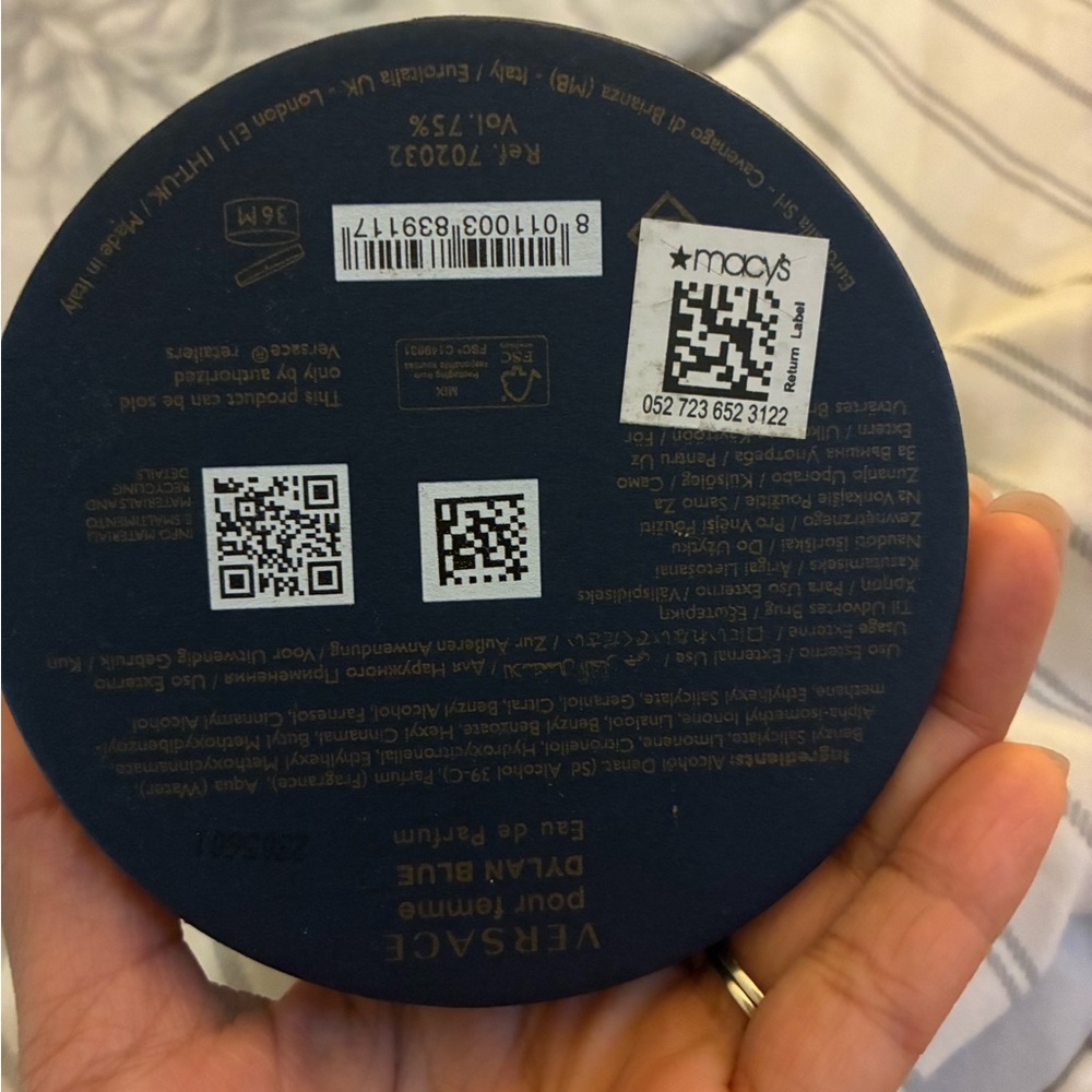 Versace Dylan Blue Eau de Parfum - Blue and Gold - Picture 2 of 6